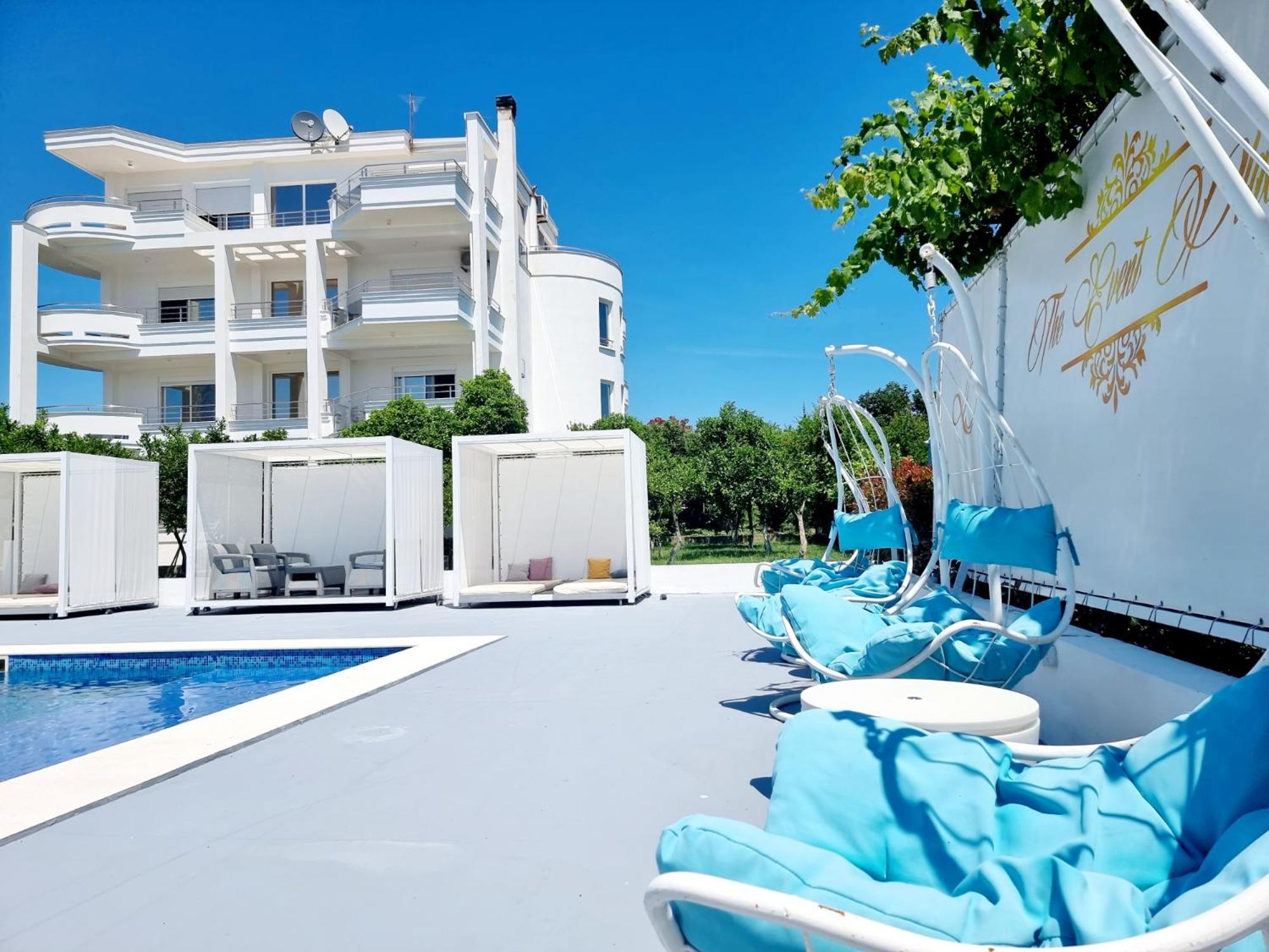 Le Domaine Paradise Apartment *